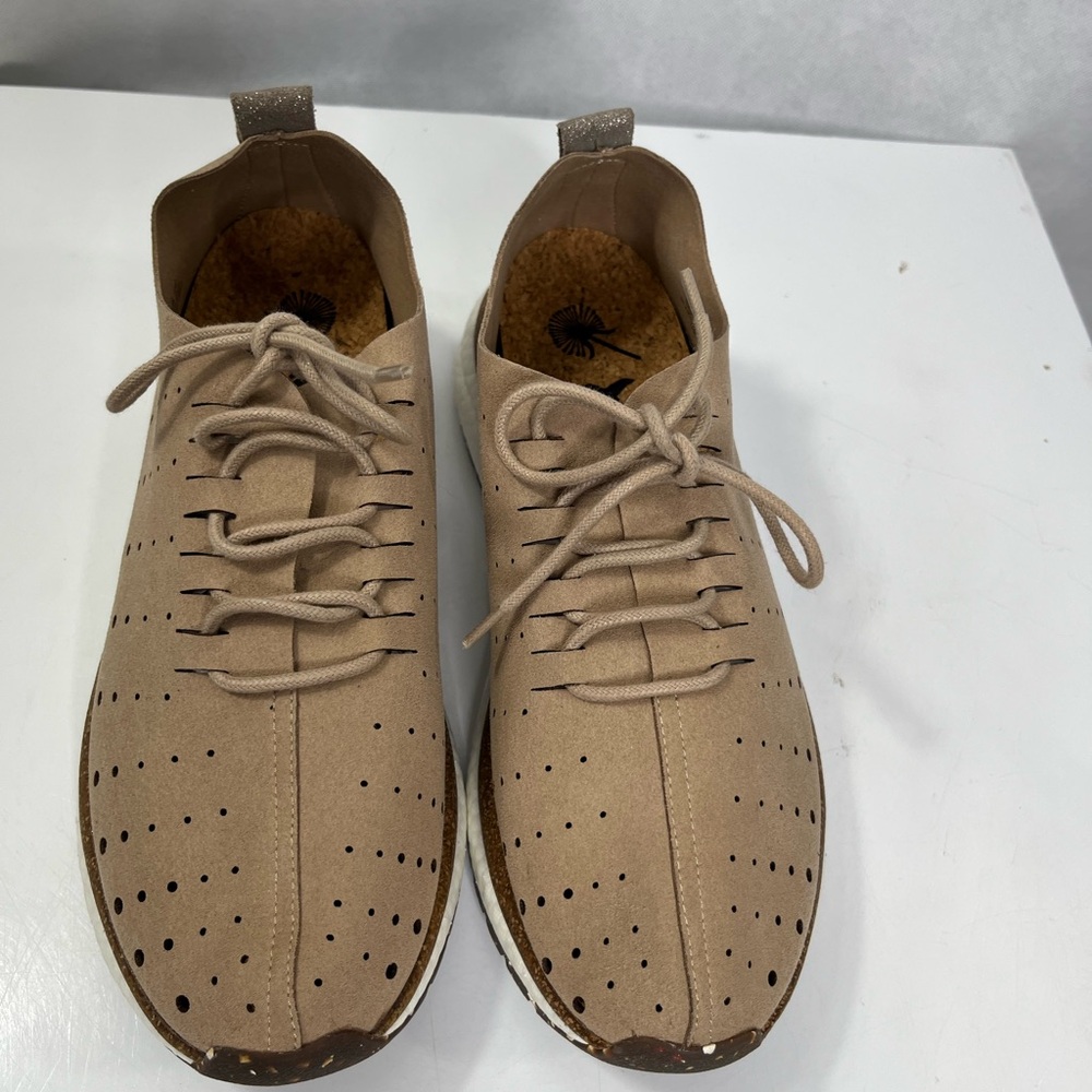 Genuine leather OTBT Alstead sneakers, NWOB, size 8.5